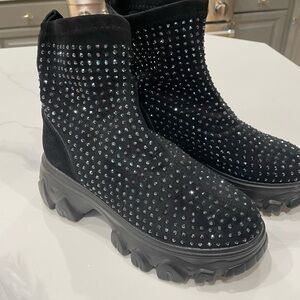 Elegant Black Studded Ankle Boots